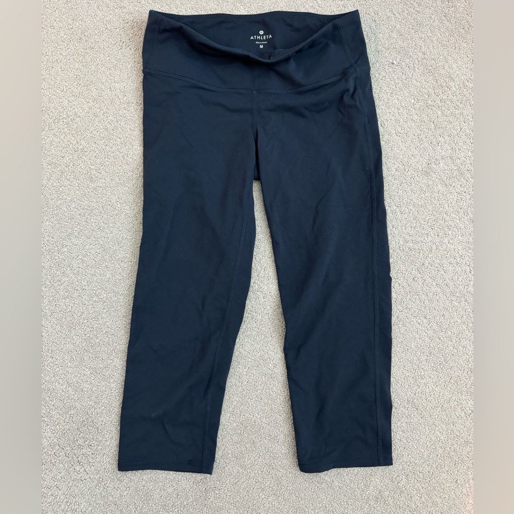 Athleta cropped panda - size M, Navy